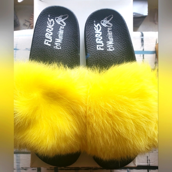 FOX'S FUI YELLOW SANDALS SIZE 10 - Picture 1 of 5